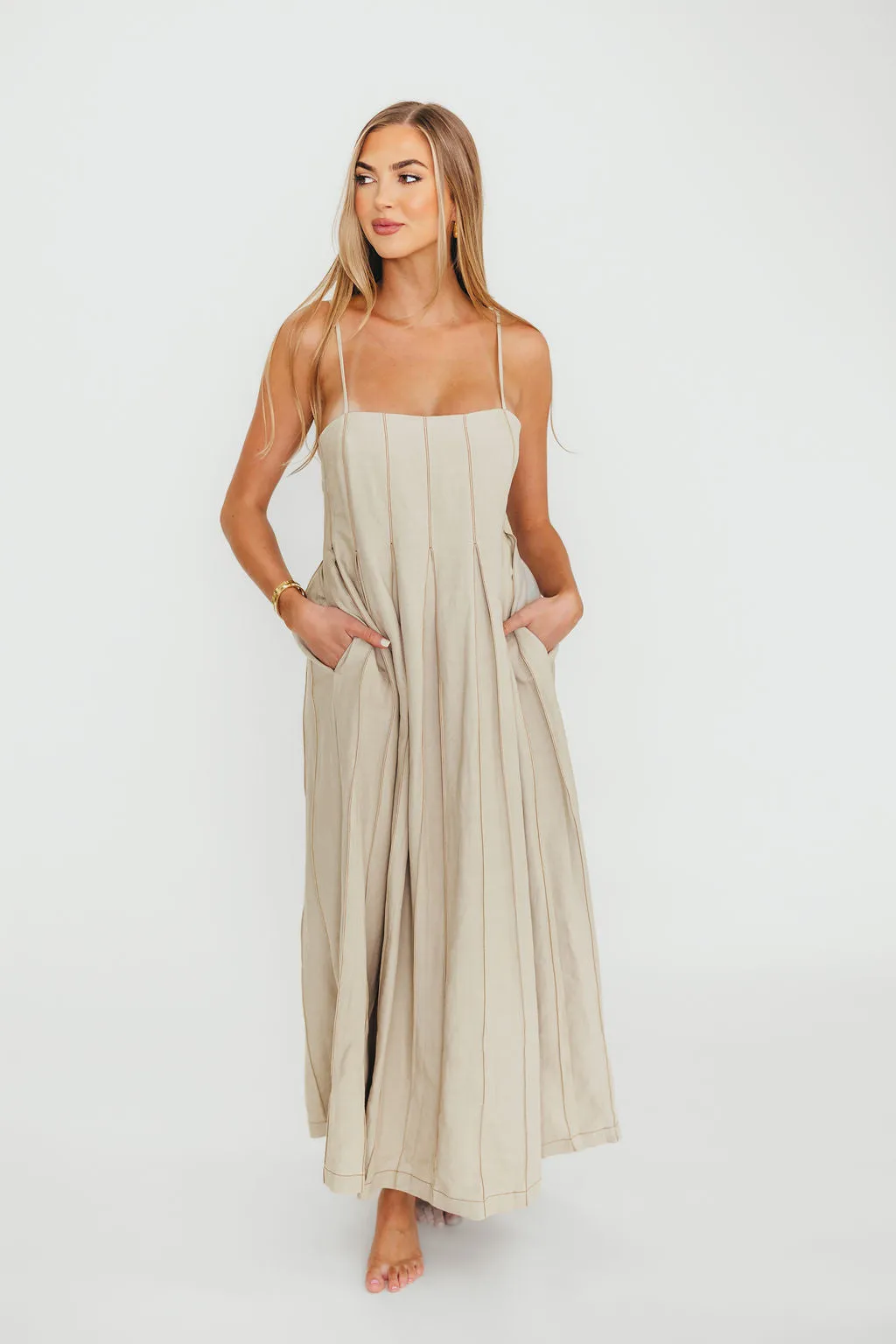 Mei Linen Stitch Maxi Dress in Khaki
