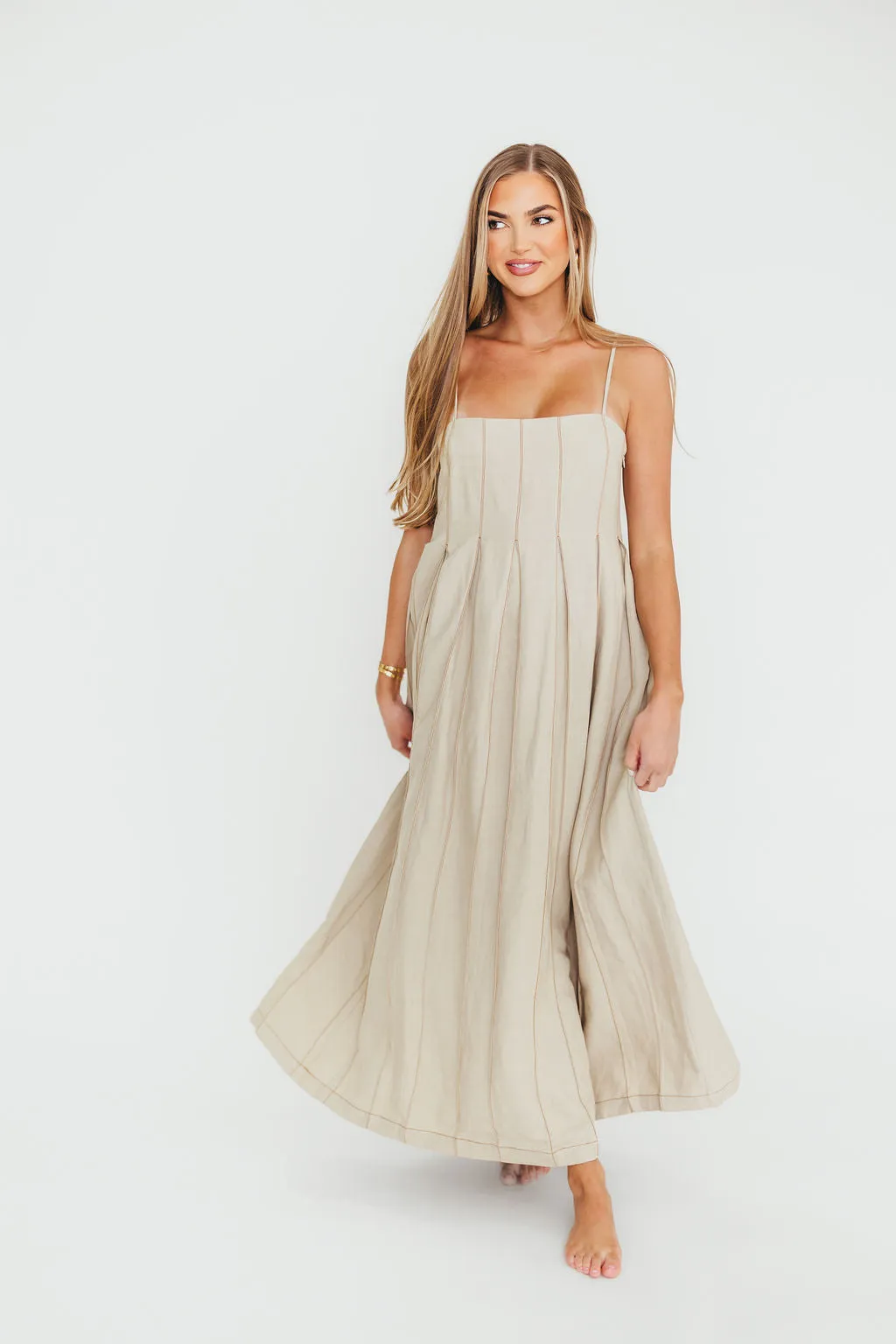 Mei Linen Stitch Maxi Dress in Khaki
