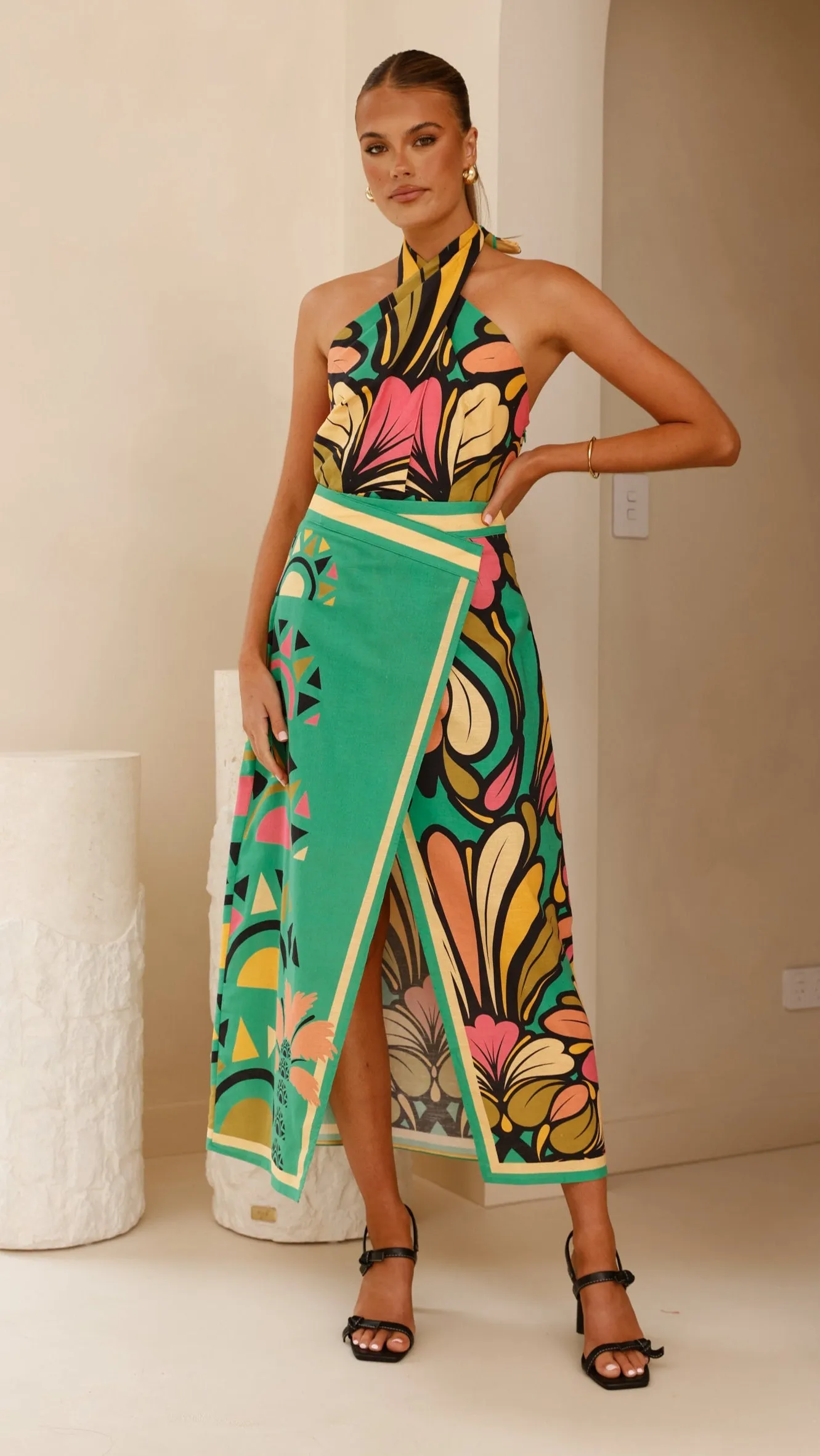 Portugal Twist Halter Top - Apple
