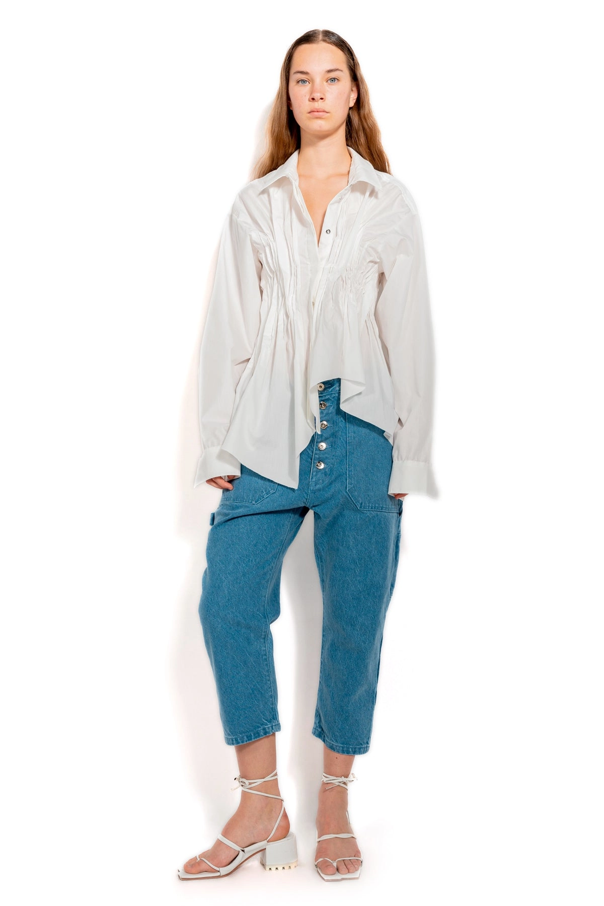 WHITE CINCHED PLEATED SHIRT